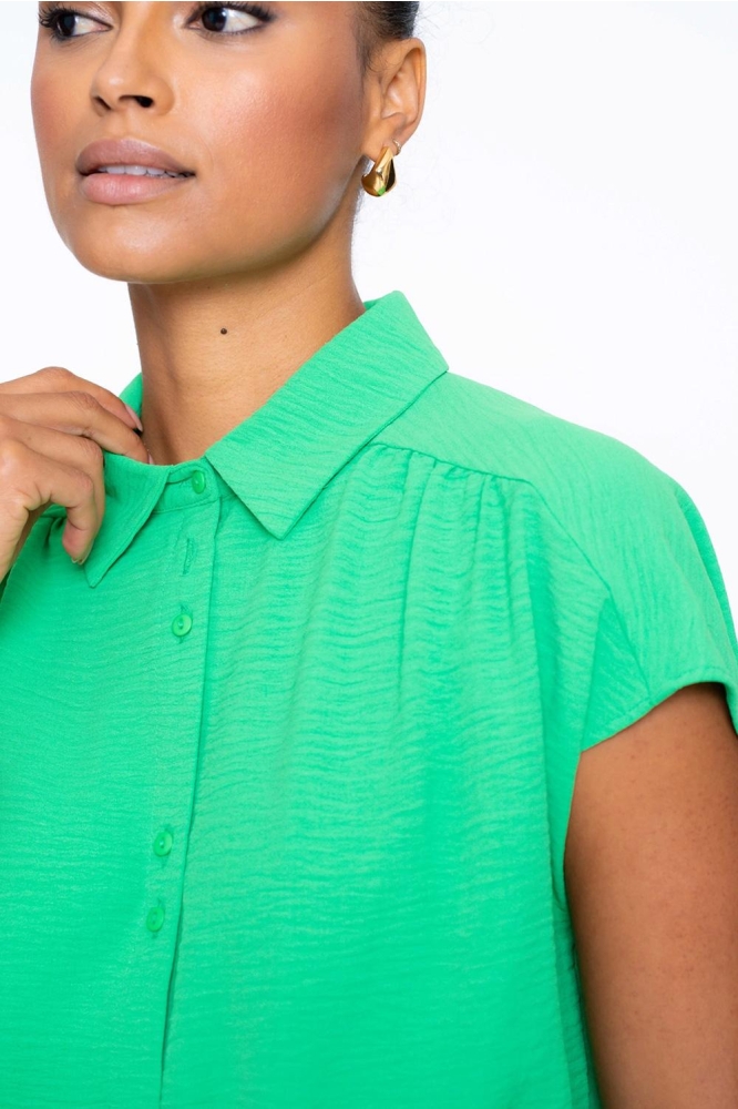 GESTRUCTUREERDE BLOUSE MET KORTE MOUWEN 53145 21 GREEN